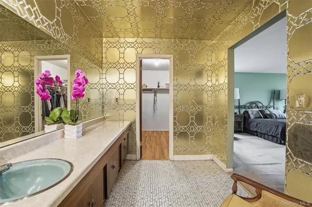 $749,000 | 7 Helaine Court, Orangeburg, NY 10962