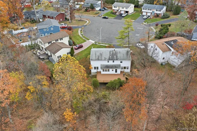 $749,000 | 7 Helaine Court, Orangeburg, NY 10962