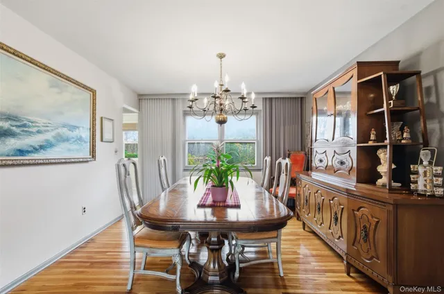 $749,000 | 7 Helaine Court, Orangeburg, NY 10962