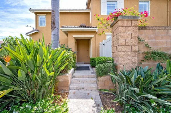 $1,549,880 | 46 Ohio, Irvine, CA 92606