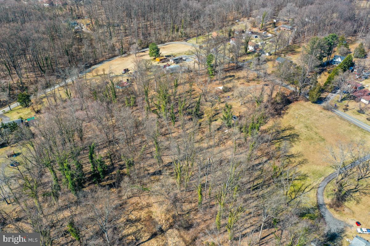 18465 Brooke Road Sandy Spring, MD 20860 - Photo 10 of 24 a view of a small yard