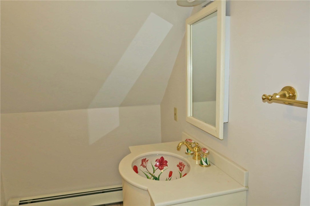 838 Center Road Block Island, RI 02807 - Photo 25 of 30 Second Floor Half Bath