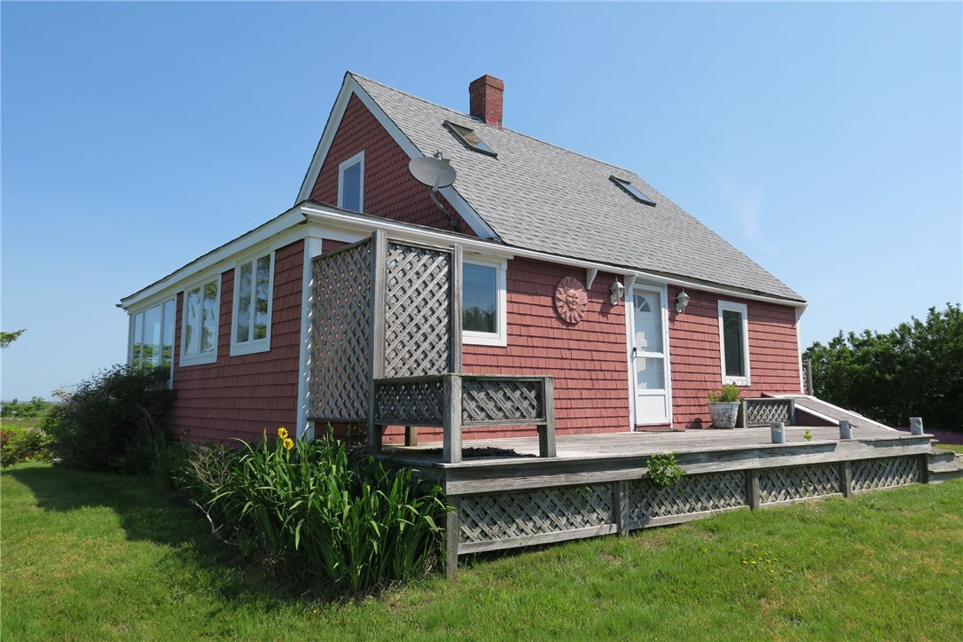 838 Center Road Block Island, RI 02807 - Photo 3 of 30 Exterior Back