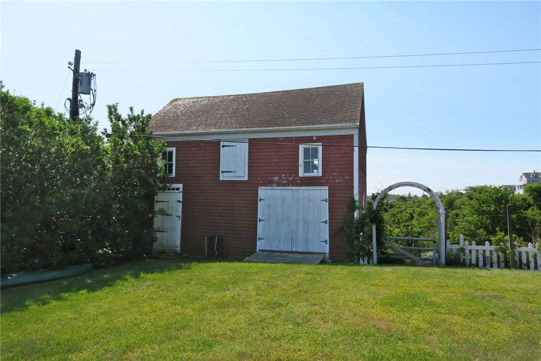 838 Center Road Block Island, RI 02807 - Photo 5 of 30 Charming Barn