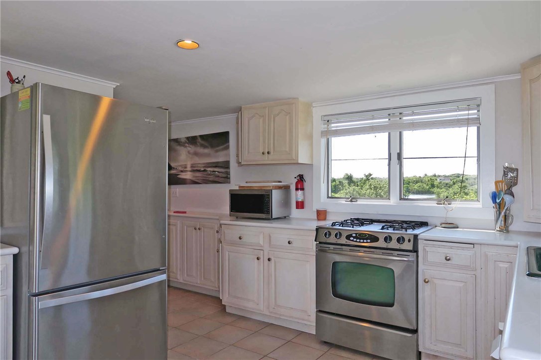 838 Center Road Block Island, RI 02807 - Photo 10 of 30 Kitchen