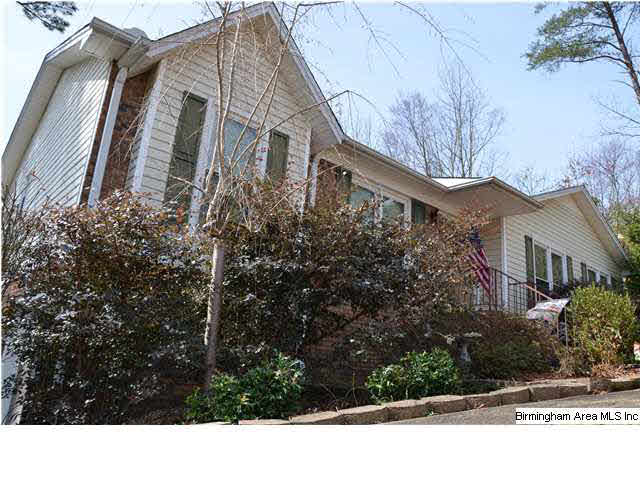 5845 Mockingbird Lane Pinson, AL 35126 - Photo 2 of 28