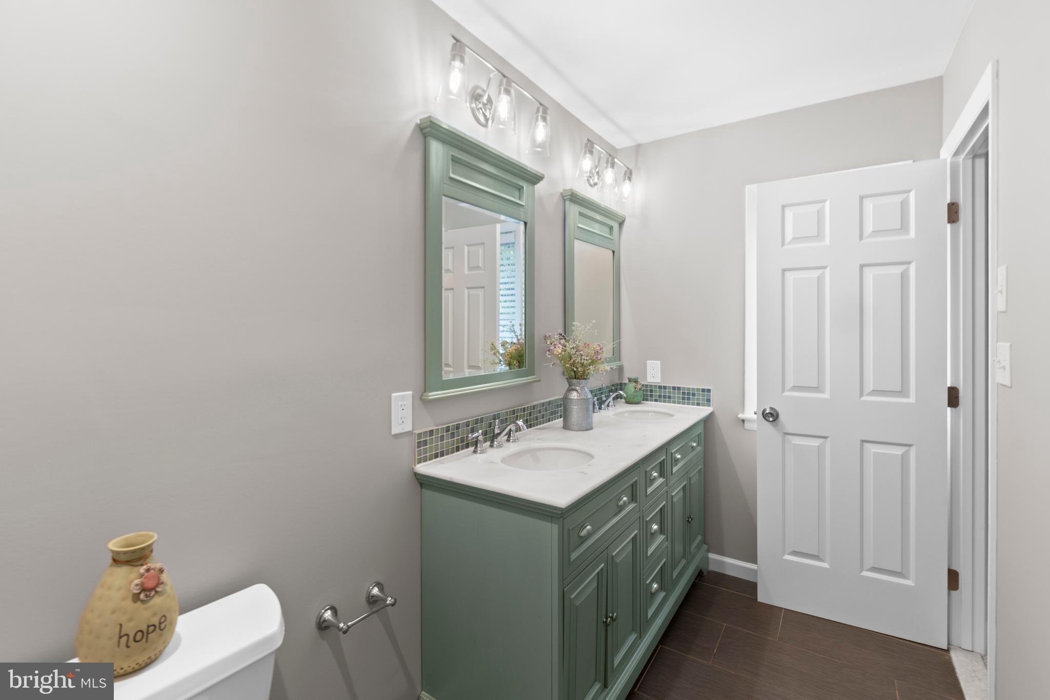 1132 Bay Ridge Road Annapolis, MD 21403 - Photo 23 of 49