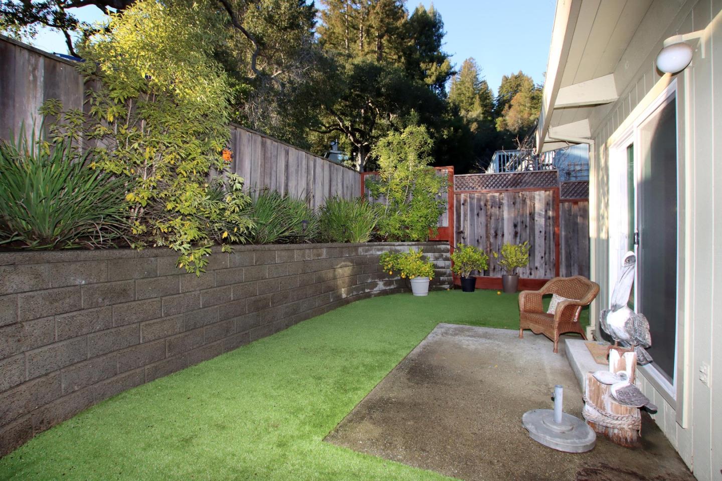 27 Erba Lane Scotts Valley, CA 95066 - Photo 28 of 30 a backyard of a house with lots of green space