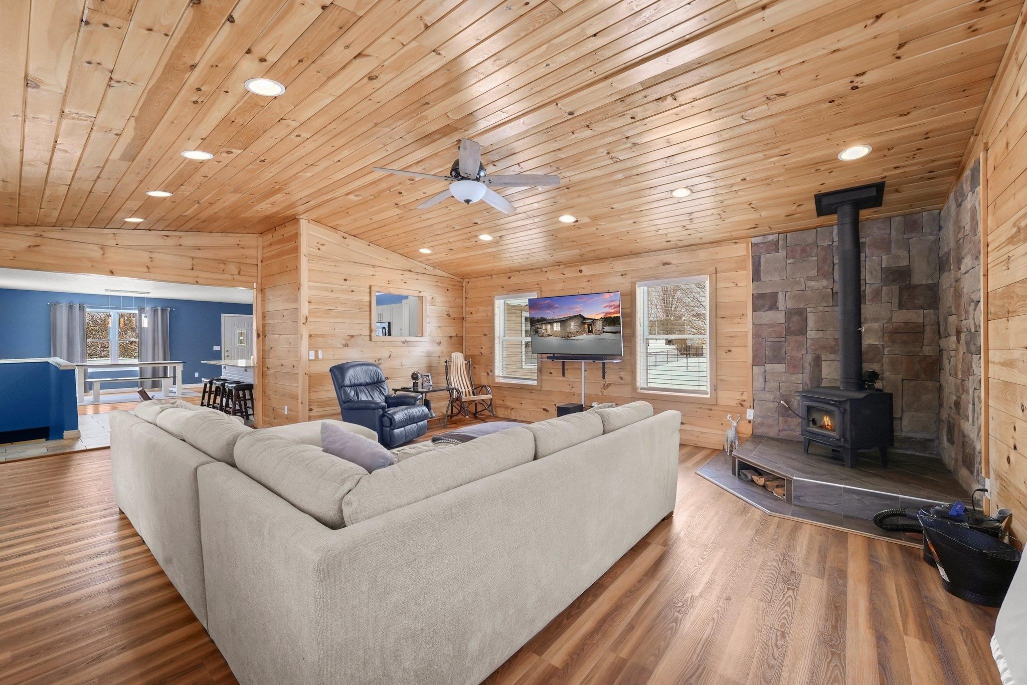 879 South 35 Road Cadillac, MI 49601 - Photo 1 of 53