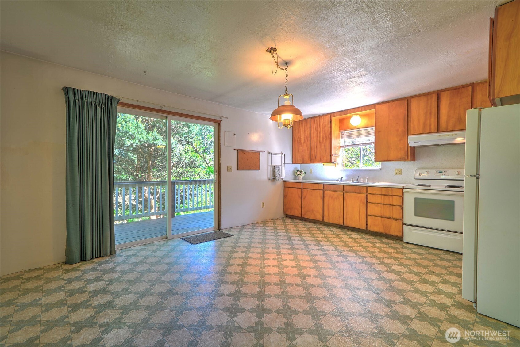 11610 20th Street Northeast Lake Stevens, WA 98258 - Photo 3 of 22