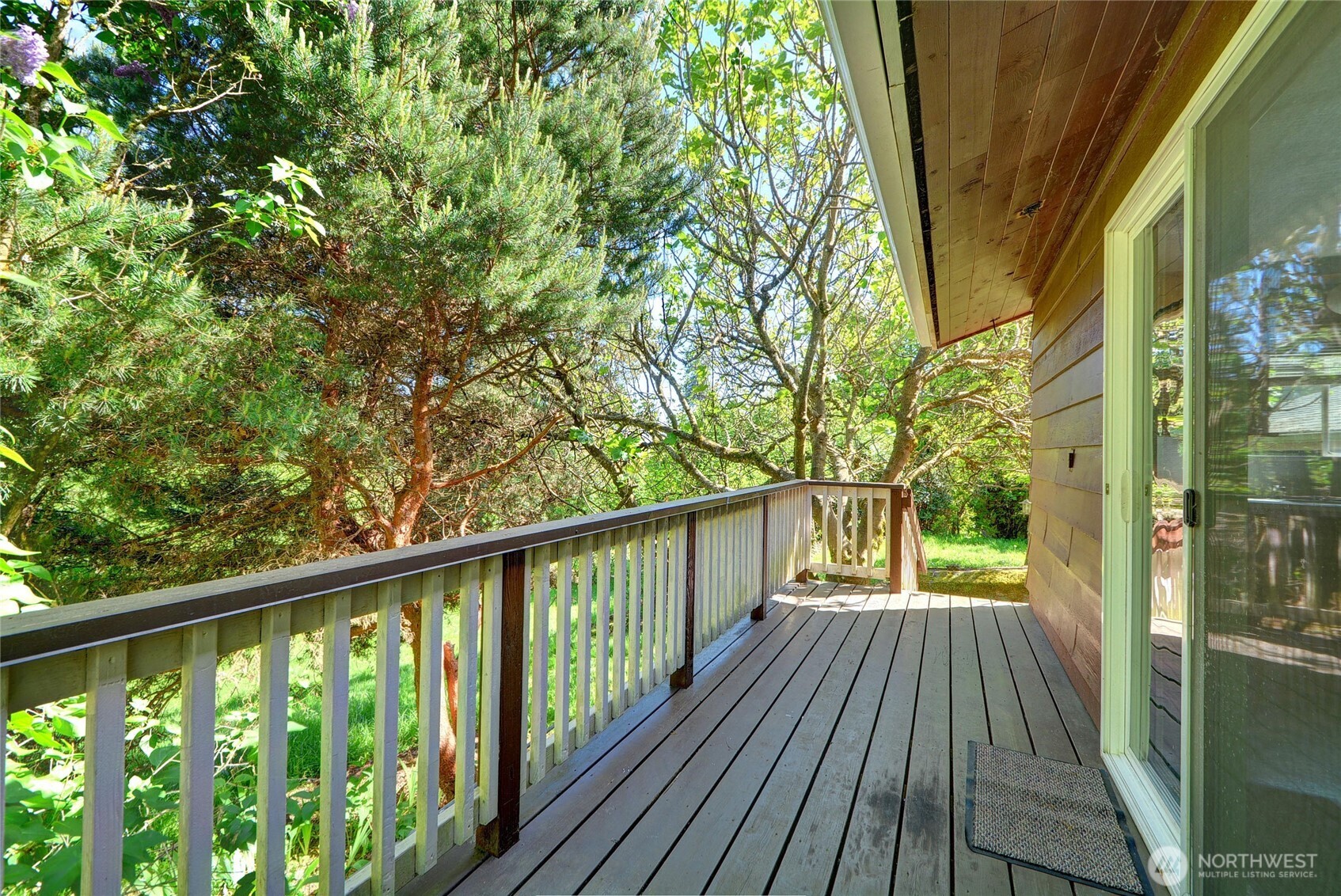 11610 20th Street Northeast Lake Stevens, WA 98258 - Photo 4 of 22