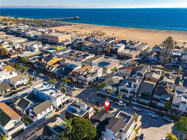 $2,350,000 | 122 East Bay Avenue, Newport Beach, CA 92661