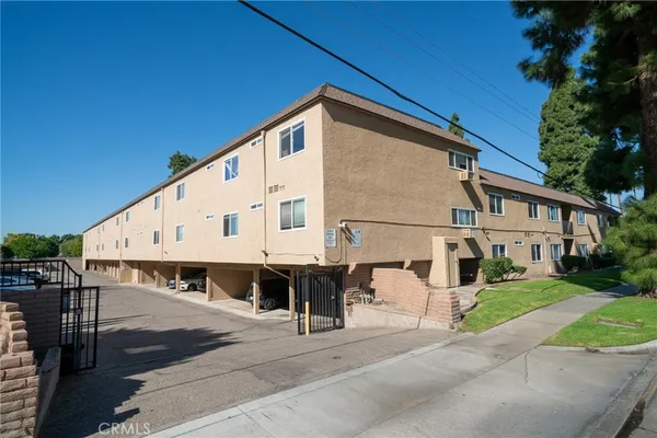 $16,500,000 | 7720 Crescent Avenue, Buena Park, CA 90620