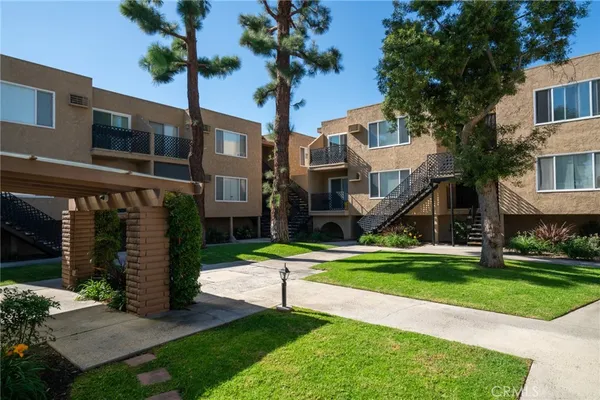 $16,500,000 | 7720 Crescent Avenue, Buena Park, CA 90620