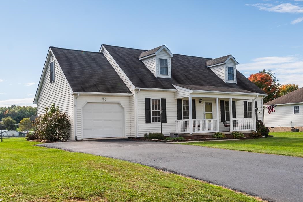 24 Spring Ridge Drive Stuarts Draft, VA 24477 - Photo 2 of 43 Gallery Image 2