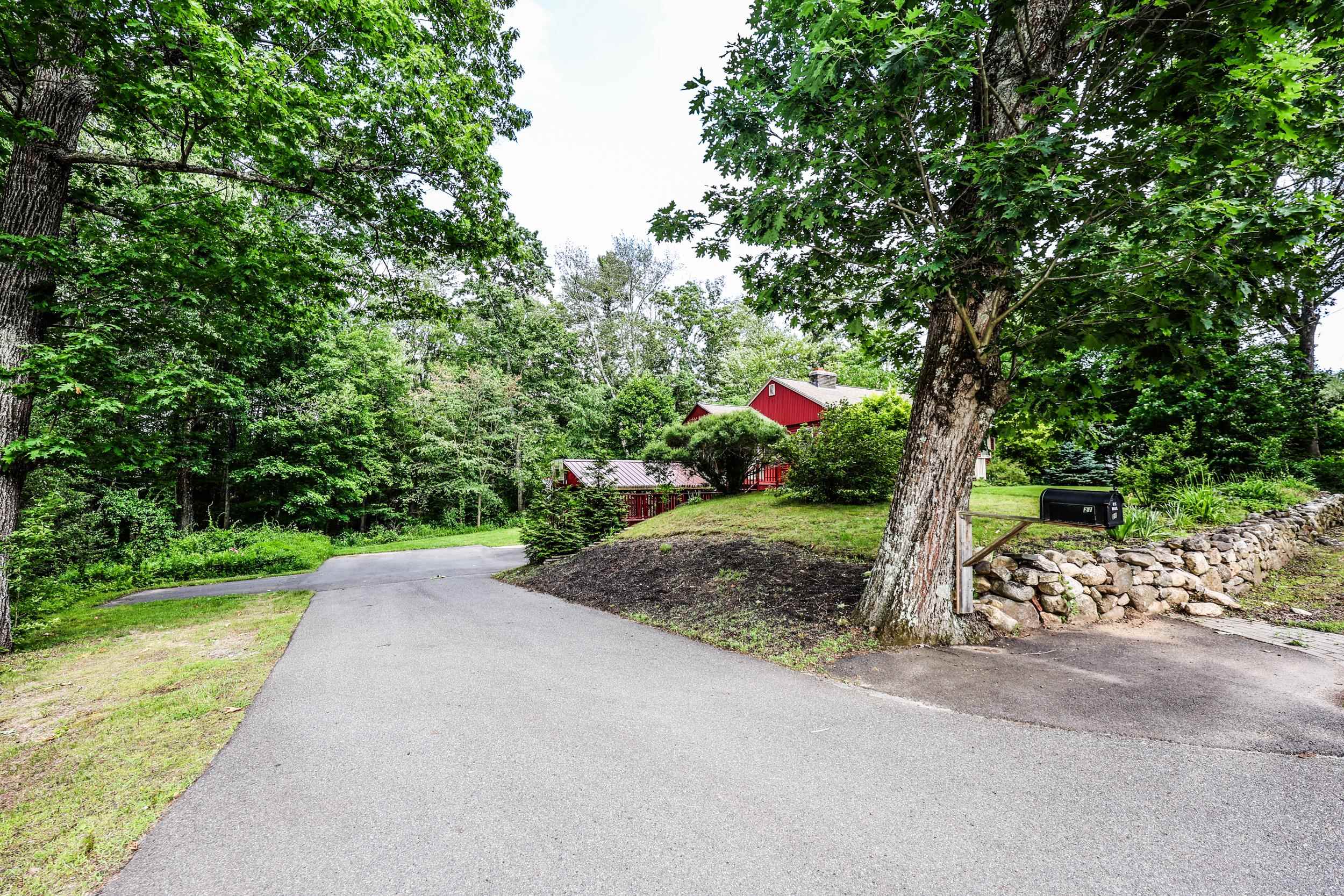 21 Holbrook Road Bedford, NH 03110 - Photo 5 of 24