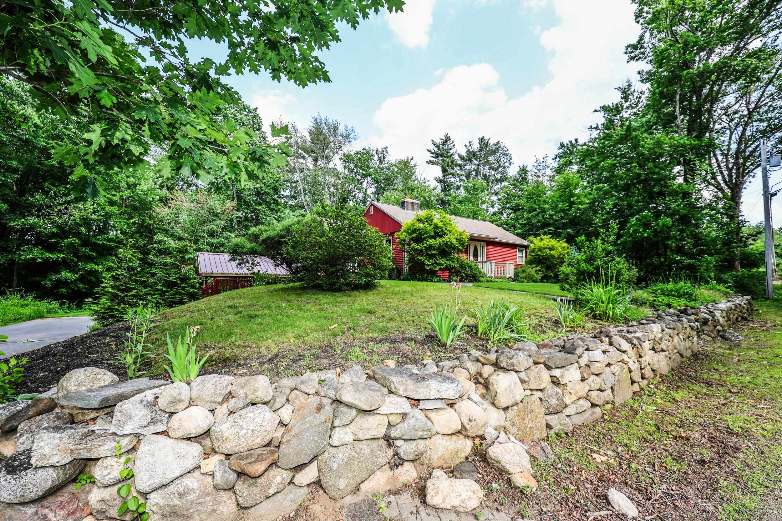 21 Holbrook Road Bedford, NH 03110 - Photo 8 of 24