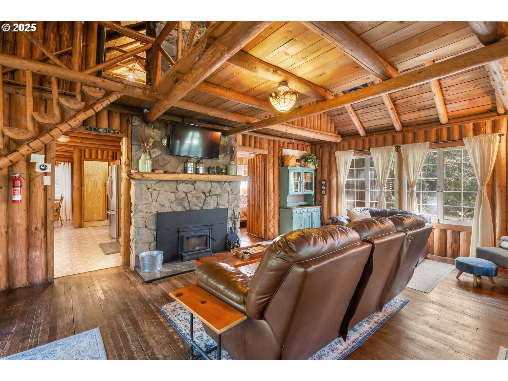 26709 East Henry Creek Road Rhododendron, OR 97049 - Photo 4 of 37 Gallery Image 4