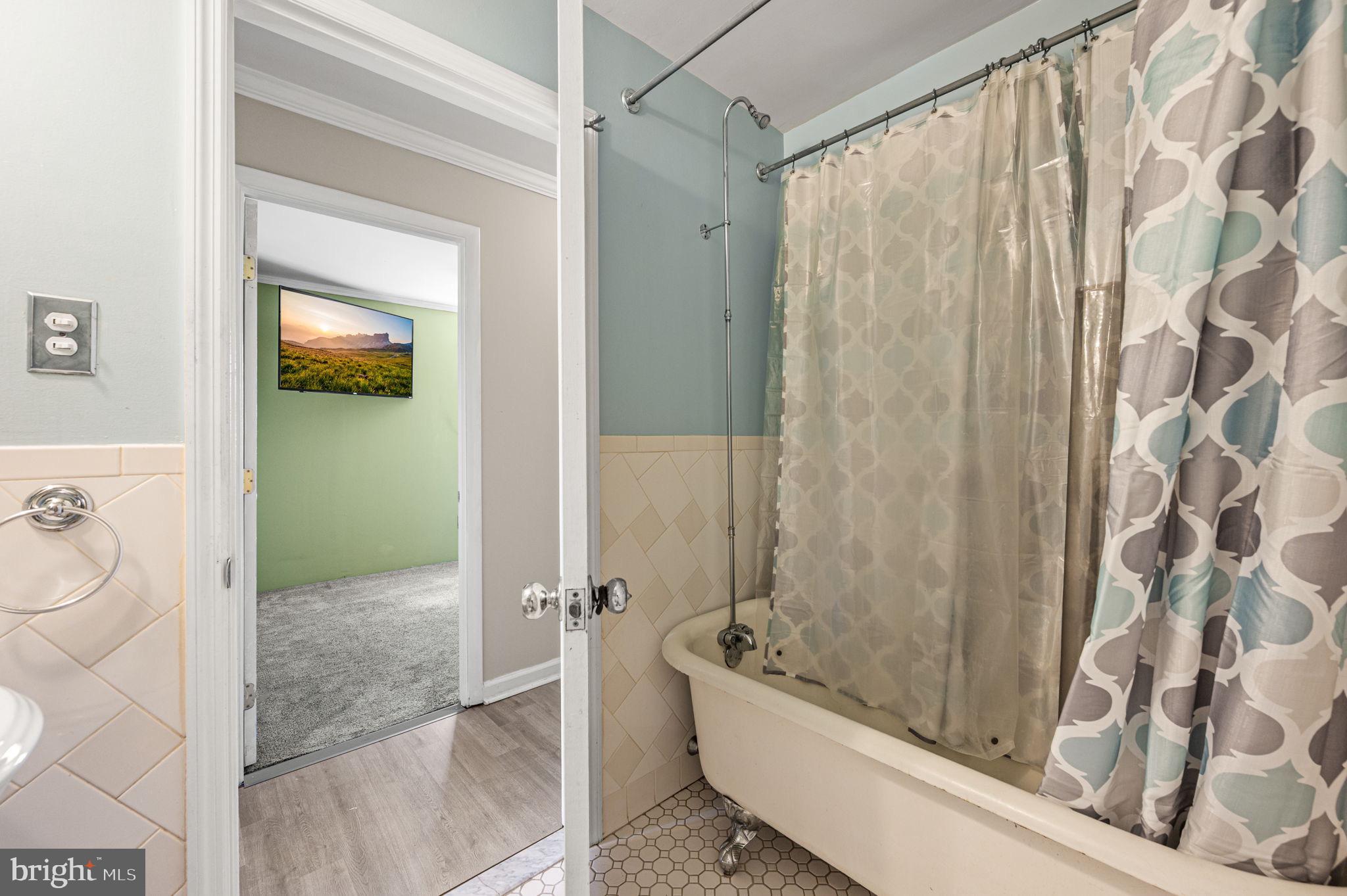 9301 State Rd. Philadelphia, PA 19114 - Photo 12 of 32 Gallery Image 12