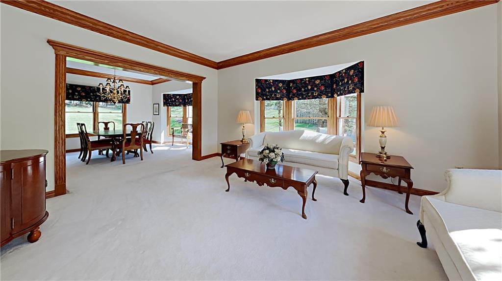 10330 Ridgecrest Point Wexford, PA 15090 - Photo 4 of 25 Gallery Image 4