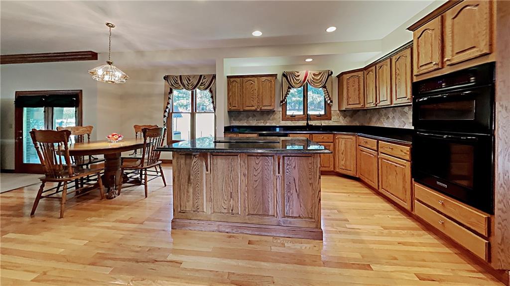 10330 Ridgecrest Point Wexford, PA 15090 - Photo 6 of 25 Gallery Image 6
