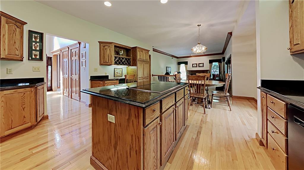 10330 Ridgecrest Point Wexford, PA 15090 - Photo 7 of 25 Gallery Image 7