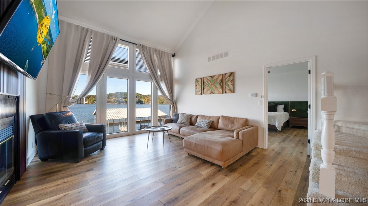 2268 Breezy Acres Road Osage Beach, MO 65065 - Photo 8 of 44