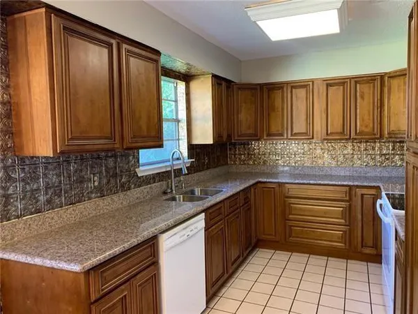 $1,900 | 100 Firwood Drive, Slidell, LA 70458