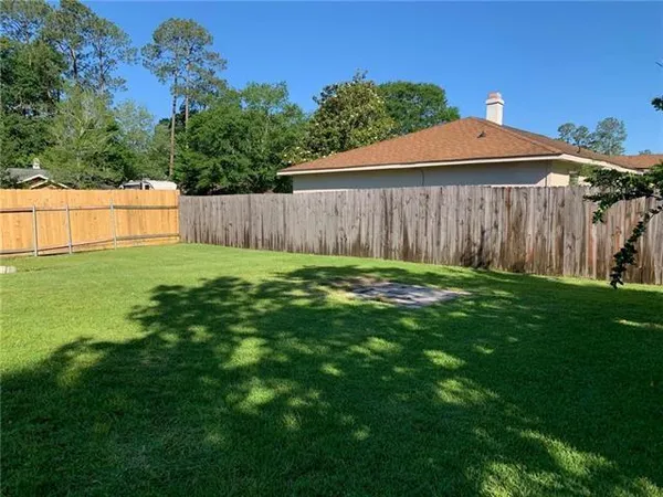 $1,900 | 100 Firwood Drive, Slidell, LA 70458
