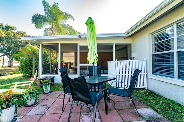 $339,900 | 333 Bay Place, Safety Harbor, FL 34695