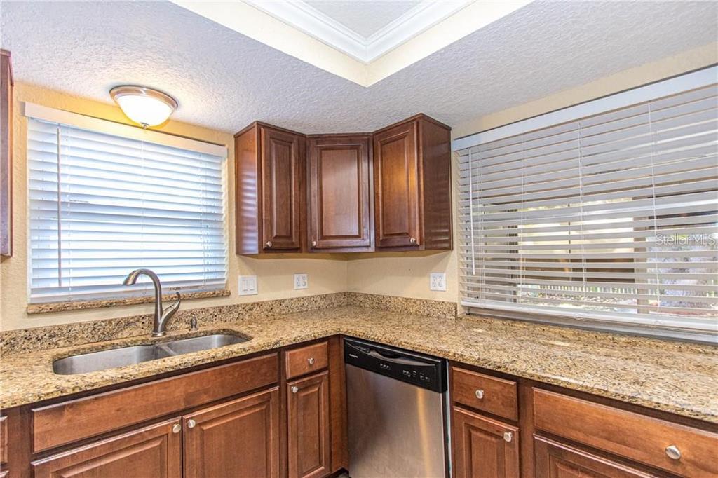 8900 Lido Lane Port Richey, FL 34668 - Photo 14 of 48