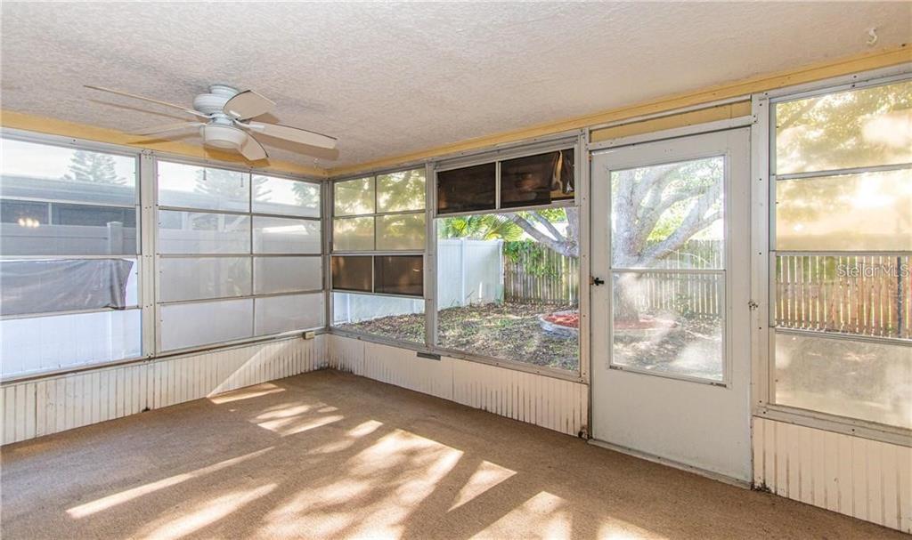 8900 Lido Lane Port Richey, FL 34668 - Photo 37 of 48