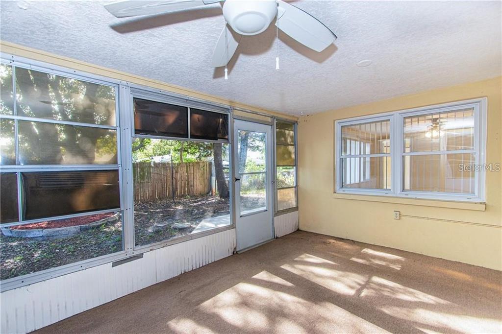 8900 Lido Lane Port Richey, FL 34668 - Photo 38 of 48