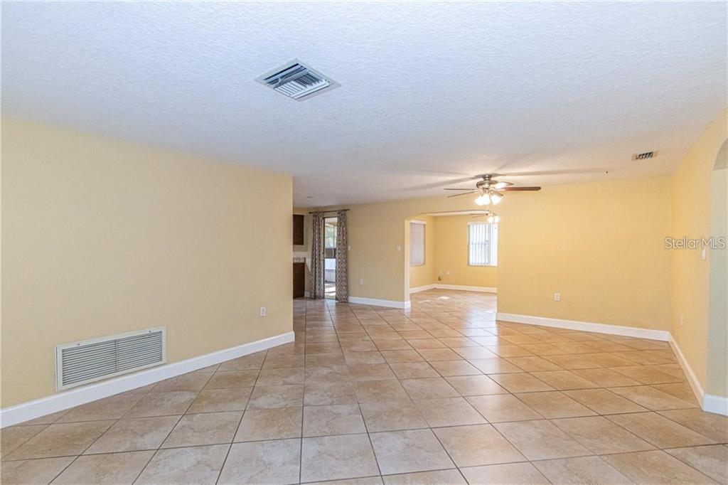 8900 Lido Lane Port Richey, FL 34668 - Photo 5 of 48