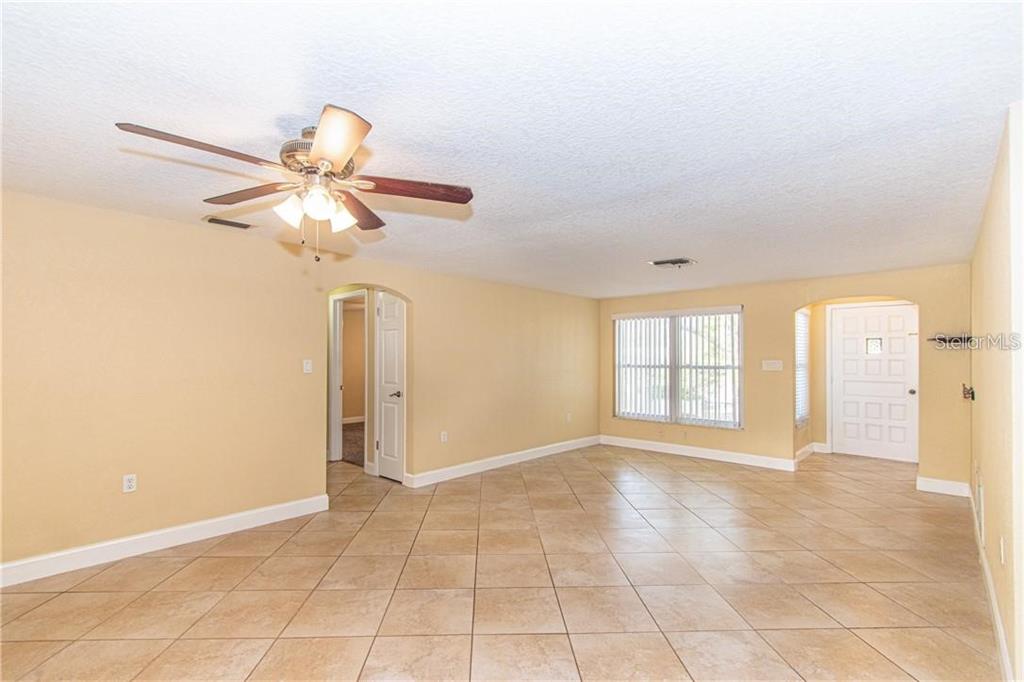 8900 Lido Lane Port Richey, FL 34668 - Photo 8 of 48