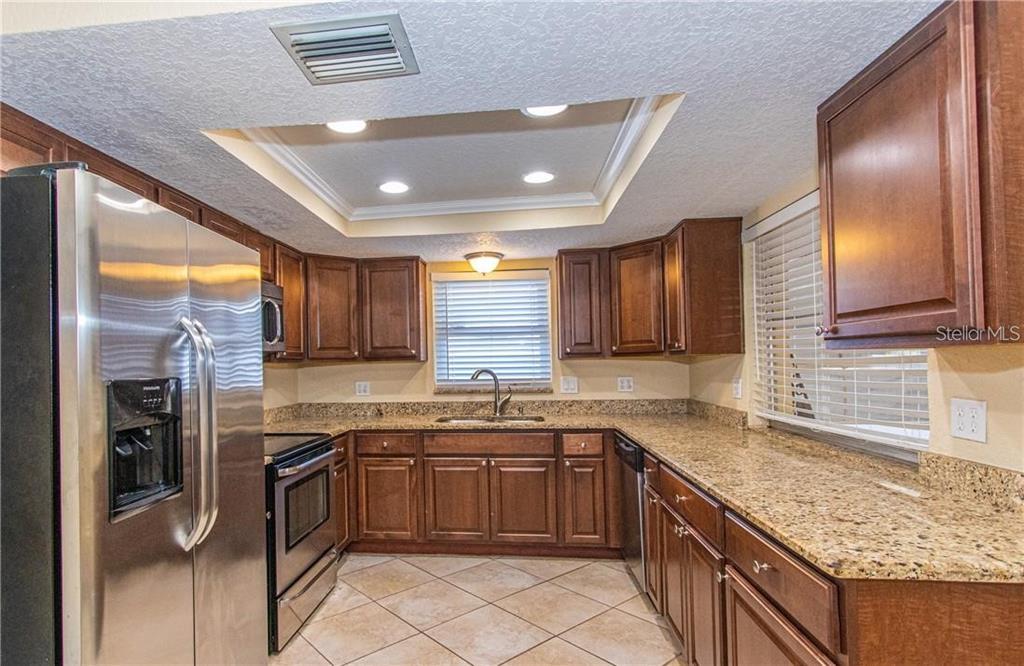 8900 Lido Lane Port Richey, FL 34668 - Photo 10 of 48