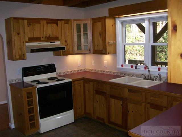 200 Katie Way Boone, NC 28607 - Photo 4 of 41 Gallery Image 4