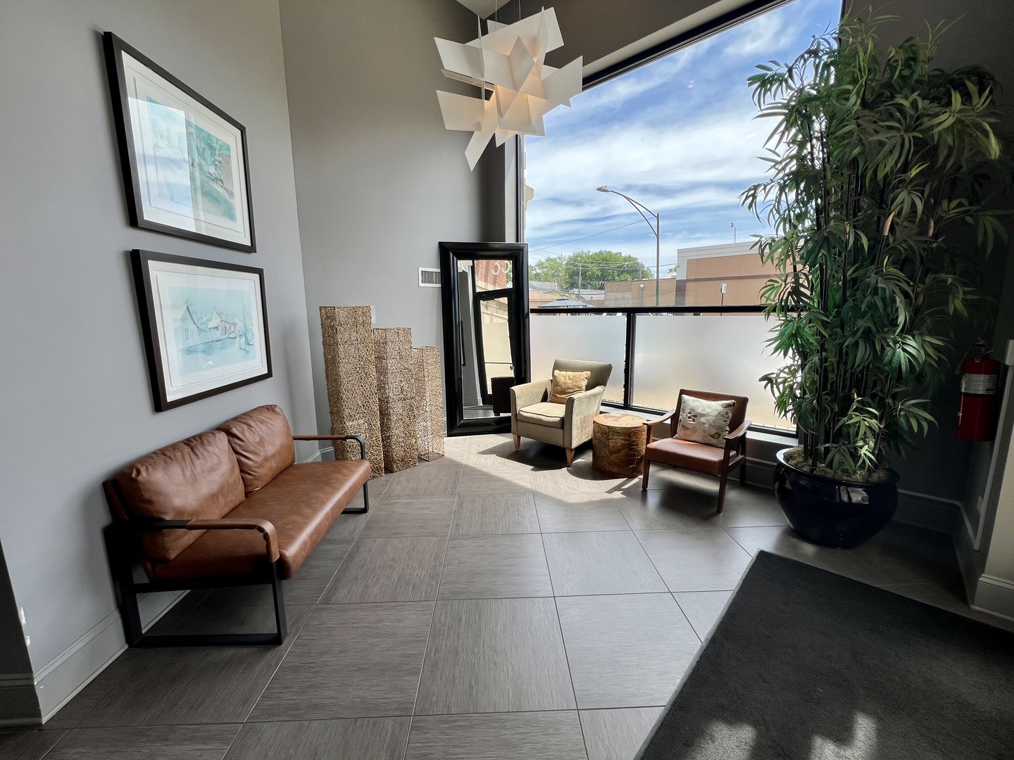 3300 West Irving Park Road, Unit F3 Chicago, IL 60618 - Photo 2 of 20