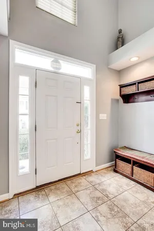 $2,850 | 25242 Dunvegan Square, Chantilly, VA 20152