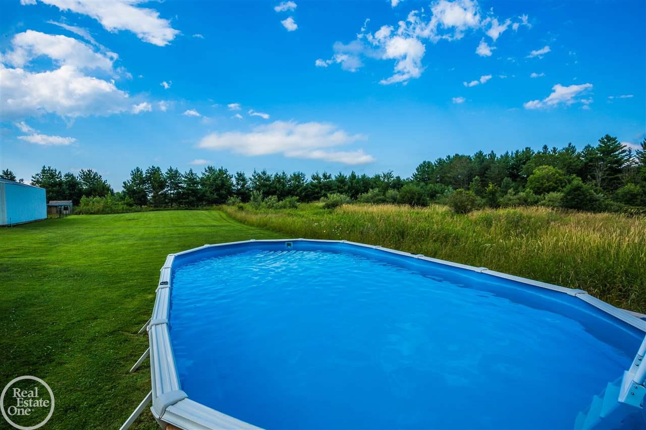 8290 Beard Road Avoca, MI 48006 - Photo 10 of 65