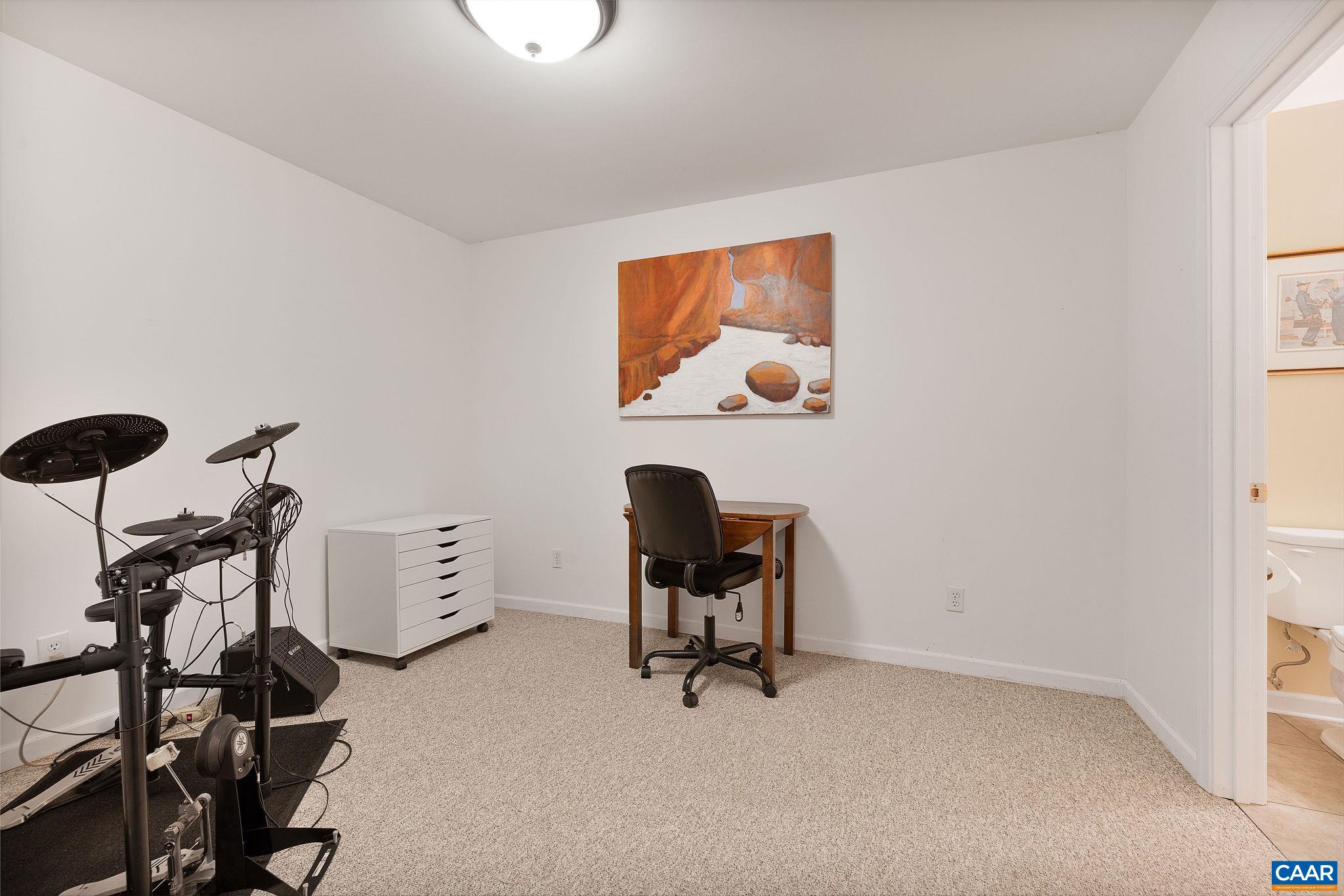 125 Vincennes Road Charlottesville, VA 22911 - Photo 35 of 45