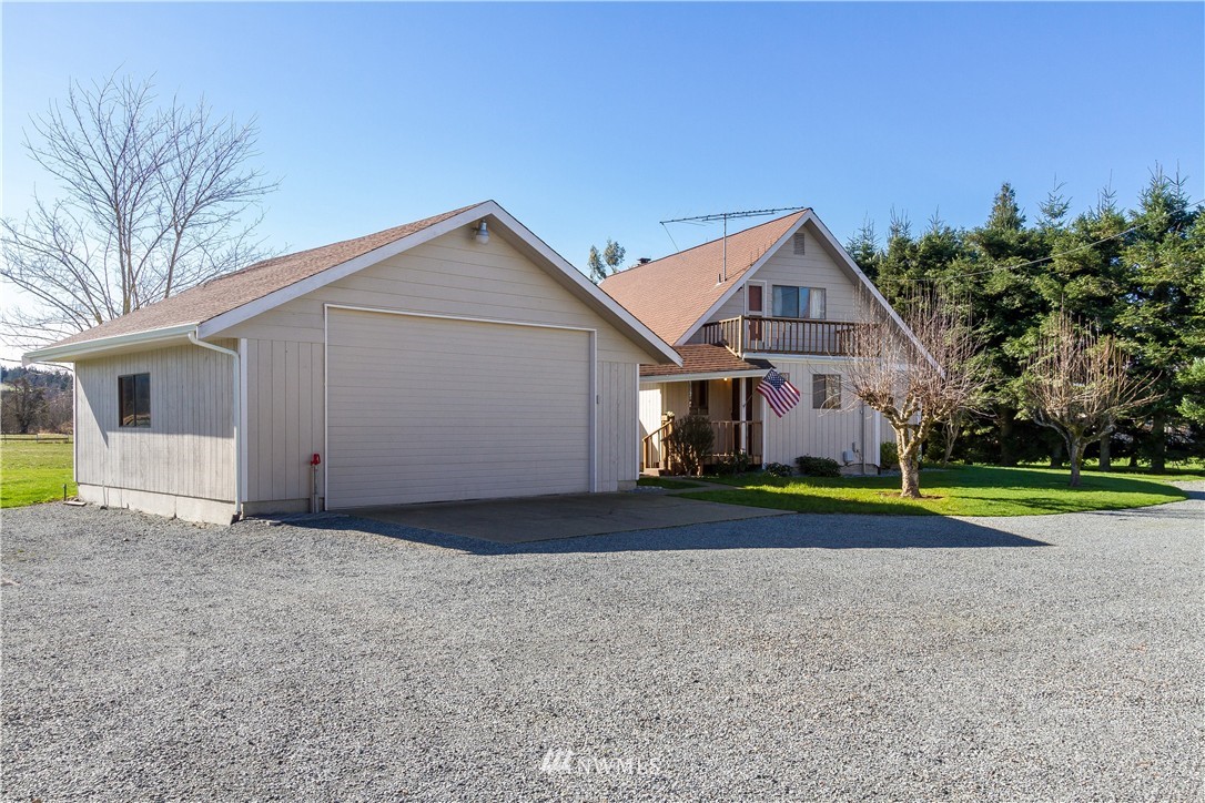 1711 A Collins Road Buckley, WA 98321 - Photo 1 of 23