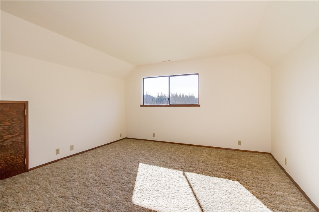 1711 A Collins Road Buckley, WA 98321 - Photo 14 of 23
