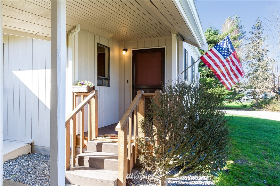 1711 A Collins Road Buckley, WA 98321 - Photo 4 of 23