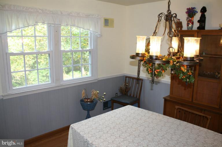 144 3 Rivers Road Harwood, MD 20776 - Photo 14 of 26 Dining Room