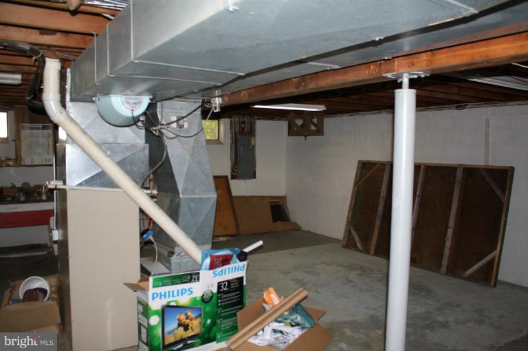 144 3 Rivers Road Harwood, MD 20776 - Photo 3 of 26 Basement