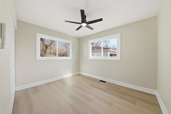 $299,499 | 1543 Highland Avenue, Glendale Heights, IL 60139