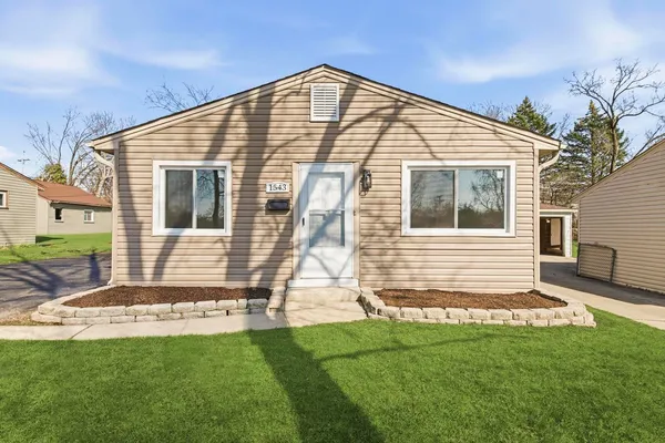 $299,499 | 1543 Highland Avenue, Glendale Heights, IL 60139