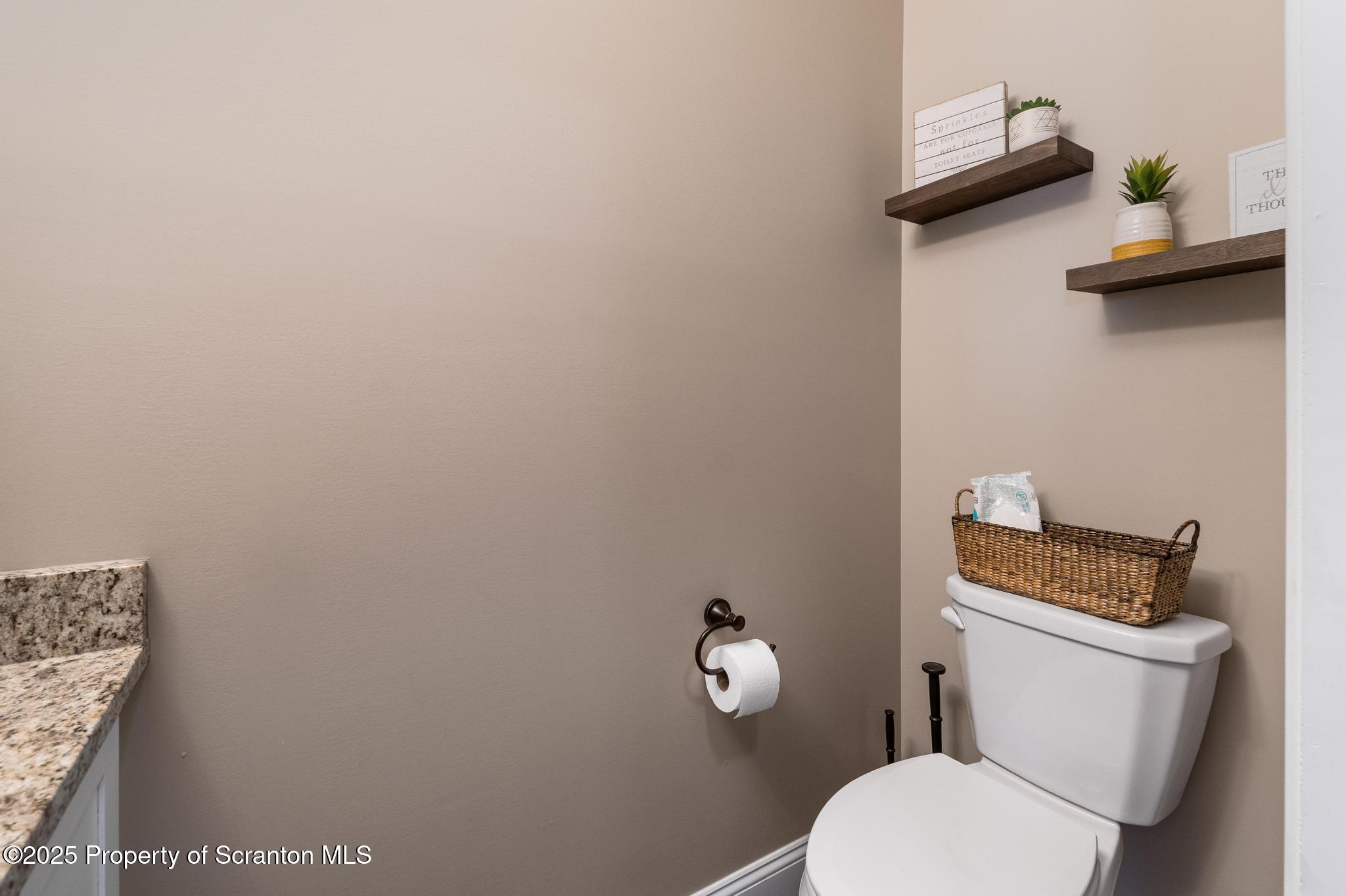 207 Carpenter Hill Road Clarks Summit, PA 18411 - Photo 16 of 54 1/2 Bathroom