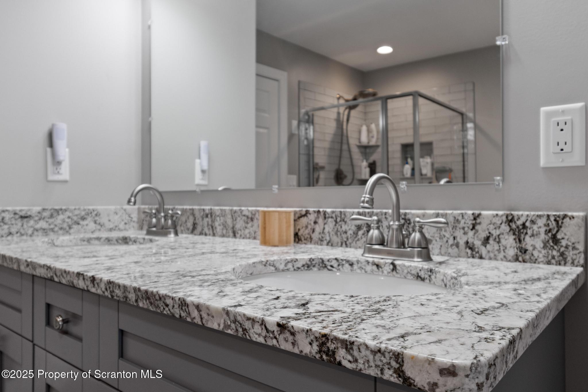 207 Carpenter Hill Road Clarks Summit, PA 18411 - Photo 23 of 54 Primary Bathroom